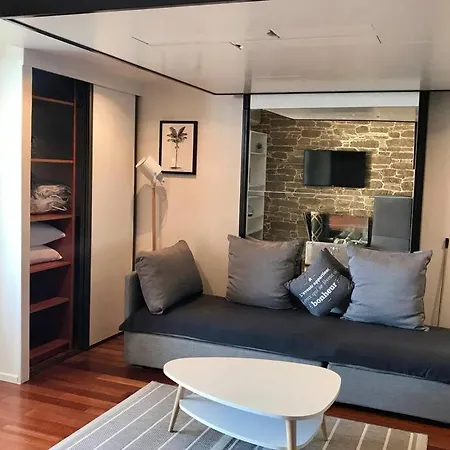 Ouest- Vue Garage Piscine Wifi 니스